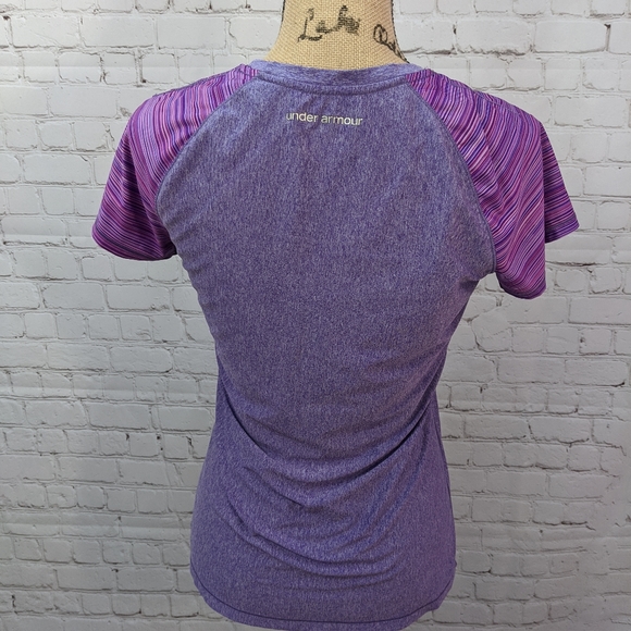 Under Armour Heat Gear Small Tee - Picture 4 of 6